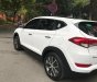 Hyundai Tucson 2.0 AT 2015 - Bán Hyundai Tucson 2.0 AT Sx 2016, xe chính chủ mua từ mới, sơn zin cả xe, lốp theo xe cả dàn