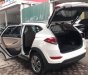 Hyundai Tucson  2.0 AT  2017 - Cần bán Hyundai Tucson 2.0 AT năm 2017, màu trắng, xe nhập 