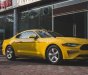 Ford Mustang 2.3 Ecoboost  2018 - Bán Ford Mustang EcoBoost Fastback đời 2018, màu vàng, xe nhập