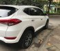 Hyundai Tucson 2.0 AT 2015 - Bán Hyundai Tucson 2.0 AT Sx 2016, xe chính chủ mua từ mới, sơn zin cả xe, lốp theo xe cả dàn