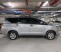Toyota Innova E MT 2016 - Cần bán gấp Toyota Innova E MT năm 2016, màu bạc số sàn