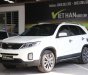 Kia Sorento 2.4AT 2015 - Cần bán xe Kia Sorento 2.4AT đời 2015, màu trắng