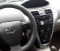 Toyota Vios E 2012 - Cần bán gấp Toyota Vios E năm 2012, màu bạc, giá tốt