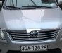 Toyota Innova   2.0 MT  2013 - Bán xe Toyota Innova 2.0 MT đời 2013, màu bạc số sàn