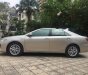 Toyota Camry   2.0E   2017 - Chính chủ bán Toyota Camry 2.0E năm sản xuất 2017, màu vàng