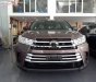 Toyota Highlander LE 2.7 2017 - Bán chiếc xe Toyota Highlander 2.7 LE tháng 2- 2017 màu cà phê cực đẹp