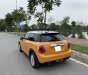 Mini Cooper G 2016 - Cần bán gấp trả nợ xe Mini Cooper đời 2016, màu vàng, tự động full option