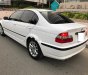 BMW 3 Series 318i 2004 - Bán ô tô BMW 3 Series 318i sản xuất 2004, màu trắng số tự động, giá chỉ 280 triệu