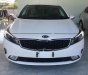 Kia Cerato 1.6 MT 2016 - Cần bán gấp Kia Cerato 1.6 MT đời 2016, màu trắng còn mới, giá 485tr