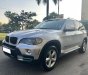 BMW X5 4.8AT 2007 - Cần bán gấp BMW X5 2007, số tự động màu bạc sang trọng