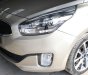 Kia Rondo 1.7MT 2015 - Bán xe Kia Rondo 1.7MT 2015, màu vàng, giá chỉ 548 triệu