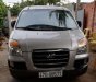 Hyundai Starex  MT 2006 - Cần bán lại xe Hyundai Starex MT 2006, màu bạc, xe còn rất tốt, nhà ít đi