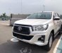 Toyota Hilux 2.4E AT 2018 - Bán Toyota Hilux 2.4E AT năm 2018, màu trắng, giá tốt