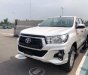 Toyota Hilux 2.4E AT 2018 - Bán Toyota Hilux 2.4E AT năm 2018, màu trắng, giá tốt