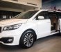 Kia Sedona   2.2L DATH   2018 - Bán Kia Sedona 2.2L DATH đời 2018, màu trắng giá tốt