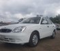 Daewoo Nubira   2002 - Bán xe Daewoo Nubira năm sản xuất 2002, màu trắng, xe gia đình