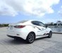 Mazda 2 2016 - Bán xe Mazda 2 đời 2016, màu trắng