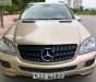 Mercedes-Benz ML Class ML350 2005 - Cần bán lại xe Mercedes ML350 đời 2005, màu vàng, nhập khẩu nguyên chiếc