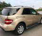 Mercedes-Benz ML Class ML350 2005 - Cần bán lại xe Mercedes ML350 đời 2005, màu vàng, nhập khẩu nguyên chiếc