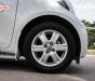 Toyota IQ   2011 - Cần bán xe Toyota IQ năm 2011, màu trắng, xe nhập