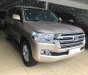 Toyota Land Cruiser VX 2016 - Cần bán lại xe Toyota Land Cruiser VX năm 2016, màu vàng, nhập khẩu nguyên chiếc, chính chủ