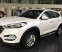 Hyundai Tucson  2.0 2018 - Bán Tucson full xăng trắng, xe giao ngay trước tết, giá km hấp dẫn kèm quà tặng có giá trị lên đến 20tr - LH: 0903175312