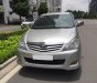 Toyota Innova 2.0MT 2010 - Cần bán xe Toyota Innova 2010, số sàn màu bạc, J lên G đẹp long lanh