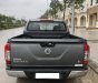 Nissan Navara E 2.5MT 2017 - Gia đình bán Nissan Navara E 2017, màu xám, nhập khẩu, mới 99%