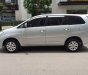 Toyota Innova 2.0MT 2010 - Cần bán xe Toyota Innova 2010, số sàn màu bạc, J lên G đẹp long lanh