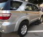 Toyota Fortuner G 2010 - Bán ô tô Toyota Fortuner G 2010, màu bạc, 605 triệu