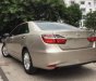 Toyota Camry  2.0E 2016 - Bán Toyota Camry 2.0E sản xuất 2016, màu vàng giá cạnh tranh