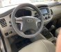 Toyota Innova 2015 - Cần bán xe Toyota Innova năm sản xuất 2015, màu bạc