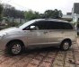 Toyota Innova 2010 - Cần bán gấp Toyota Innova 2010 số sàn, xe màu bạc