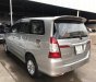 Toyota Innova 2.0E 2014 - Bán Toyota Innova 2.0E màu bạc số sàn, sản xuất 2014, biển Sài Gòn, đi 75000km