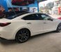 Mazda 6 2.0 Facelift 2017 - Bán xe Mazda 6 2.0 Facelift năm sản xuất 2017, màu trắng