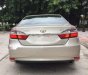 Toyota Camry  2.0E 2016 - Bán Toyota Camry 2.0E sản xuất 2016, màu vàng giá cạnh tranh