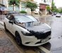 Mazda 6 2.0L Premium 2017 - Bán Mazda 6 2.0L Premium sản xuất năm 2017, màu trắng, chính chủ