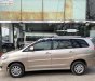 Toyota Innova 2.0E 2013 - Bán Toyota Innova 2.0E sản xuất 2013, màu vàng