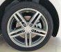 Hyundai Elantra   Sport 1.6 GDI Turbo   2018 - Bán xe Hyundai Elantra Sport 1.6 GDI Turbo năm sản xuất 2018, màu trắng, 739 triệu
