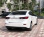 Mazda 3  Facelift  2017 - Bán Mazda 3 Facelift năm sản xuất 2017, màu trắng  