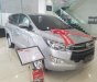 Toyota Innova 2018 - Bán Toyota Innova năm 2018, màu bạc