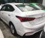 Hyundai Accent 1.4 MT 2018 - Cần bán xe Hyundai Accent 1.4 MT màu trắng, giao ngay, giá 490tr