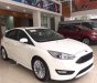 Ford Focus   2018 - Cần bán Ford Focus sản xuất năm 2018, màu trắng, 569tr