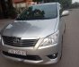 Toyota Innova MT 2012 - Cần bán Toyota Innova MT sản xuất 2012, màu bạc, xe đẹp