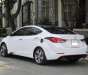 Hyundai Elantra  1.8AT  2015 - Cần bán Hyundai Elantra 1.8AT 2015 màu trắng, phiên bản full option