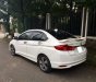 Honda City 2016 - Bán ô tô Honda City đời 2016, màu trắng số tự động