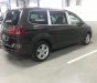 Volkswagen Sharan 2015 - [Sale shock] Sharan 7 chỗ 2.0 turbo, hãng xe Đức Volkswagen, lái đã, giá tốt, vay 85%, lãi 4.99% siêu tốt. Có giao ngay