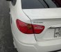 Hyundai Avante 2012 - Cần bán xe Hyundai Avante năm sản xuất 2012, màu trắng số sàn, giá 330tr
