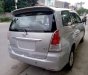 Toyota Innova MT 2011 - Cần bán Toyota Innova MT 2011, màu bạc 