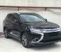 Mitsubishi Outlander  2.4 CVT Pre 2018 - Bán Mitsubishi Outlander năm 2018, màu đen